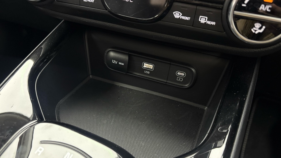 Kia Soul Explore 64 Kwh White #27