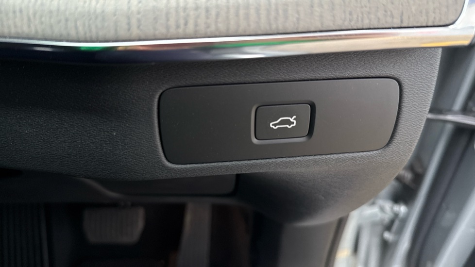Volvo XC90 Plus Grey #32