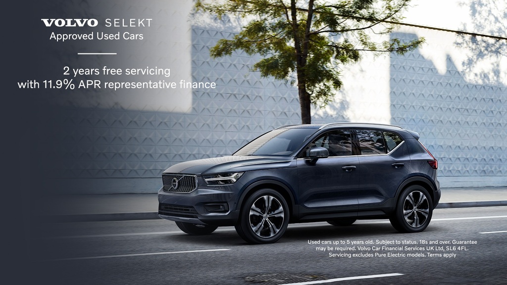 Volvo XC40 T4 Awd Momentum Pro 360 Camera, Climate Red #6