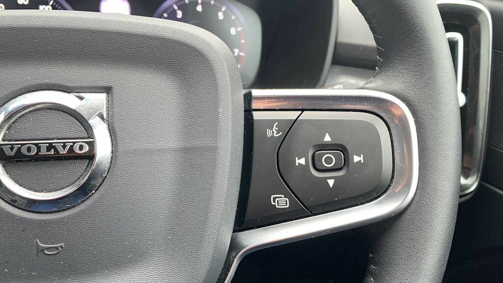 Volvo XC40 D3 Awd R-design White #118