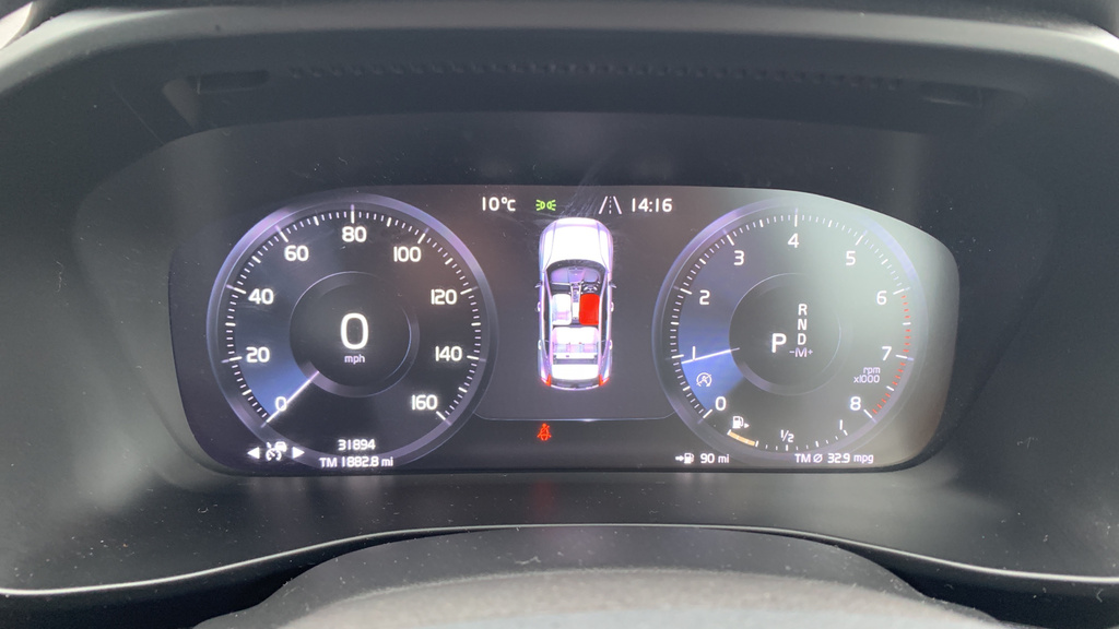 Volvo XC40 D3 Awd R-design White #24