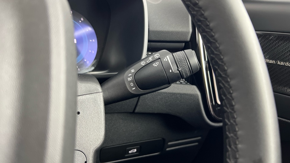 Volvo XC40 Plus Black Edition Black #25