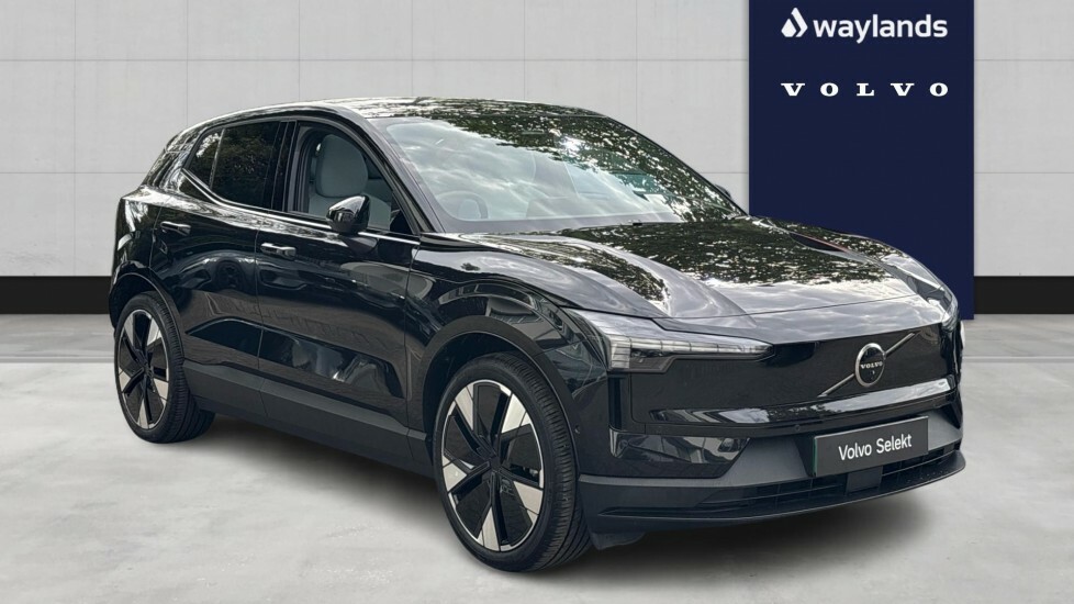 Volvo EX30 Ultra, Single Motor Extended Range, Black