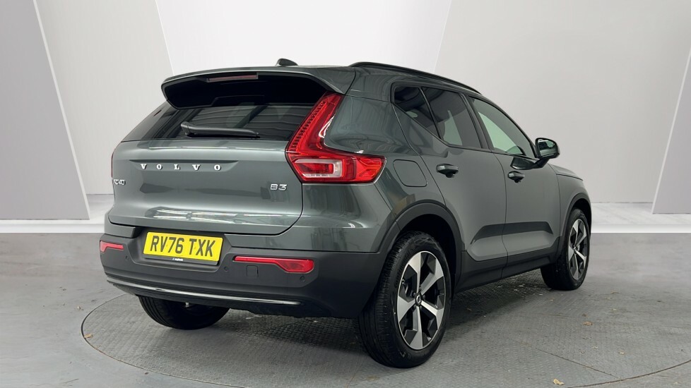 Volvo XC40 2.0 B3p Plus Dark #2