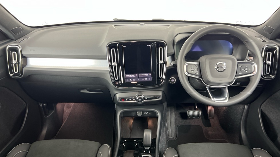 Volvo XC40 2.0 B3p Plus Black Edition Blue #5