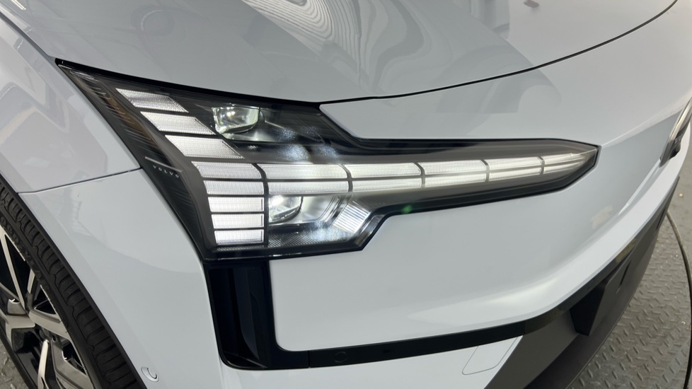 Volvo EX30 200Kw Sm Extended Range Plus 69Kwh Grey #42