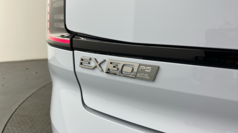 Volvo EX30 200Kw Sm Extended Range Plus 69Kwh Grey #49