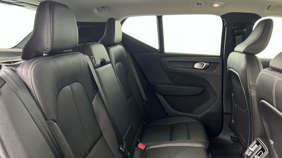 Volvo XC40 2.0 B4p Ultra Dark Blue #6