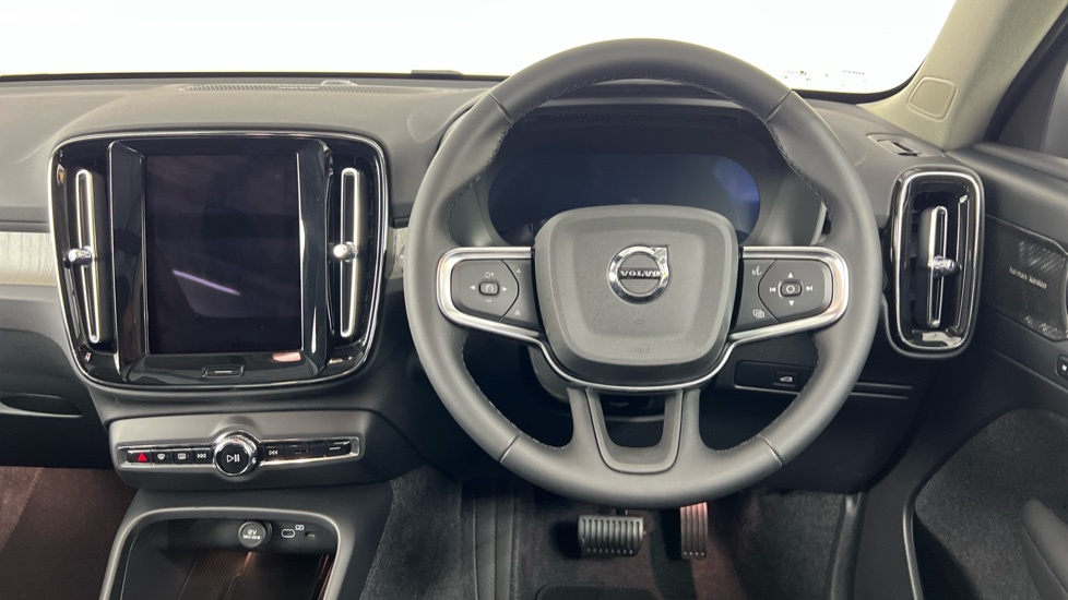 Volvo XC40 2.0 B3p Plus Black Edition Black #10