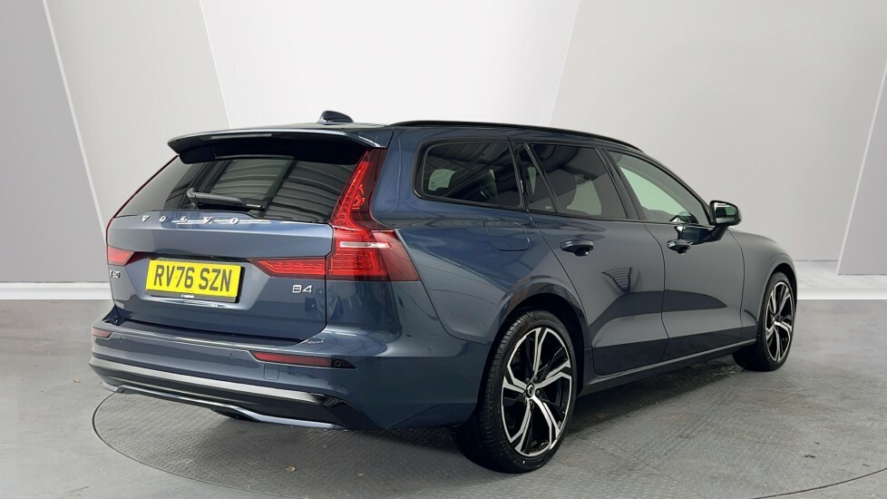 Volvo V60 B4 Plus, Mild Hybrid Darkcarplay, Tints, Blue #2