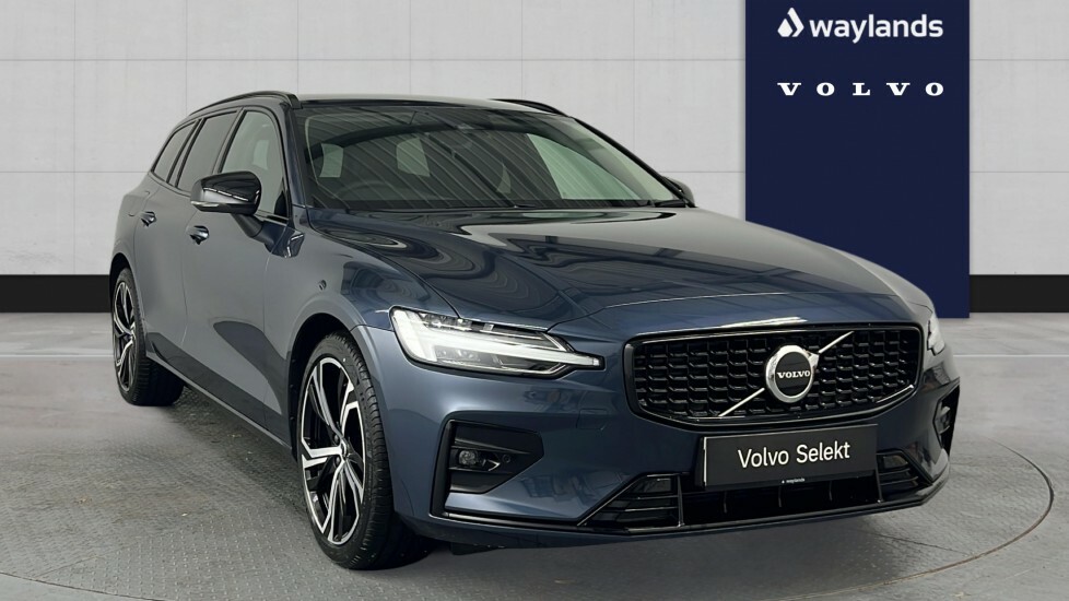 Volvo V60 B4 Plus, Mild Hybrid Darkcarplay, Tints, Blue