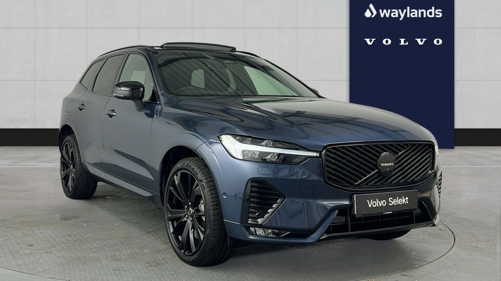 Volvo XC60 B5 Black Edition Ultra, Awd Mild Hybrid, Blue