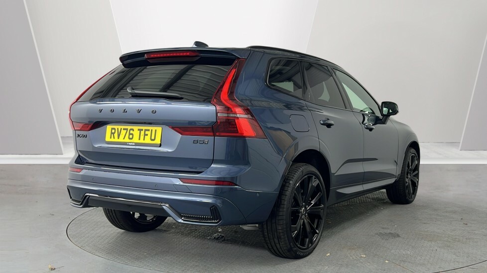 Volvo XC60 B5 Black Edition Ultra, Awd Mild Hybrid, Blue #2