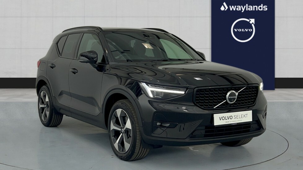 Volvo XC40 Ultimate, B4 Mild Hybrid, Dark Black