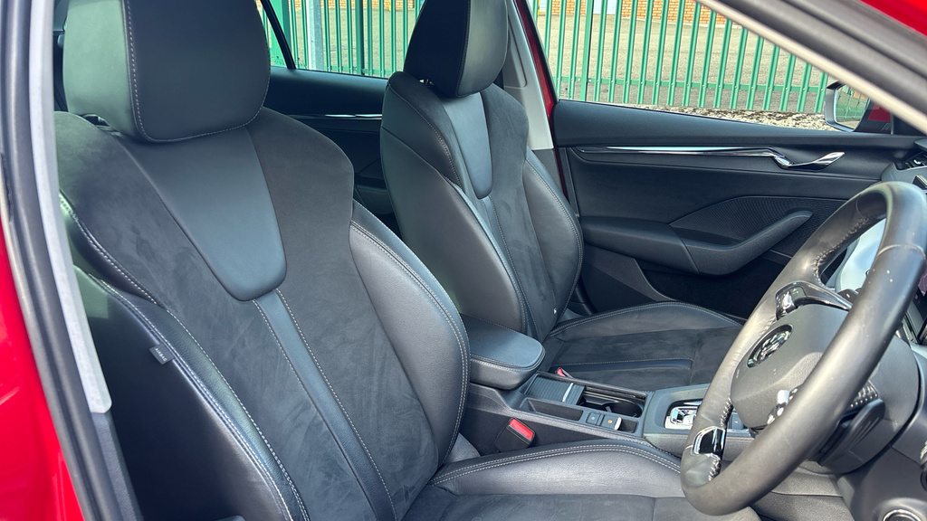 Skoda Octavia 2.0 Tdi 200 Vrs 4X4 Dsg Grey #16