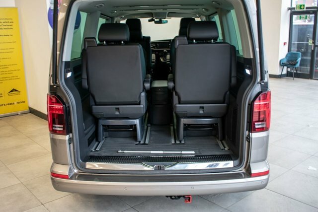 Volkswagen Caravelle Executive Blue #14