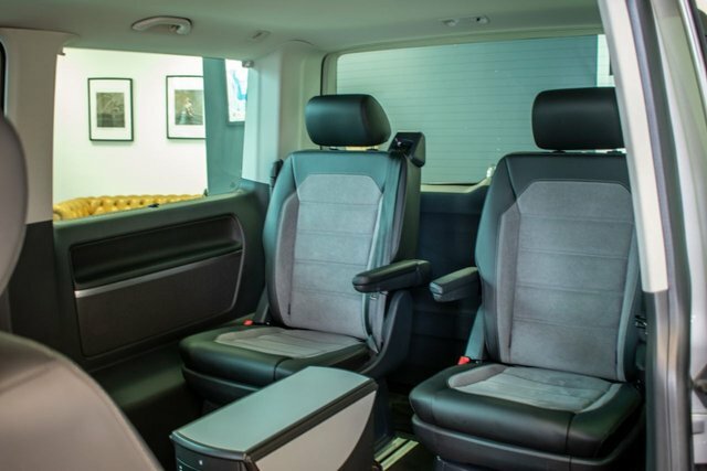 Volkswagen Caravelle Executive Blue #13