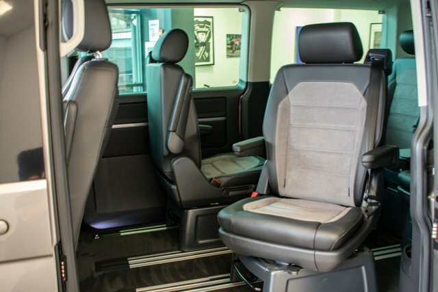 Volkswagen Caravelle Executive Blue #12