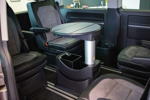 Volkswagen Caravelle Executive Blue #15