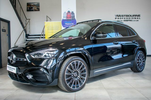 Mercedes-Benz GLA Class 2.0 Gla220d Amg Line Premium Plus Suv Black #6