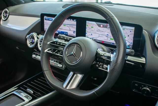 Mercedes-Benz GLA Class Amg Line Black #17