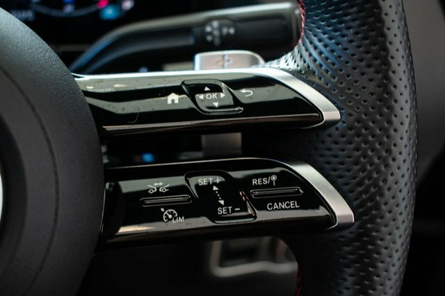Mercedes-Benz GLA Class Amg Line Black #31