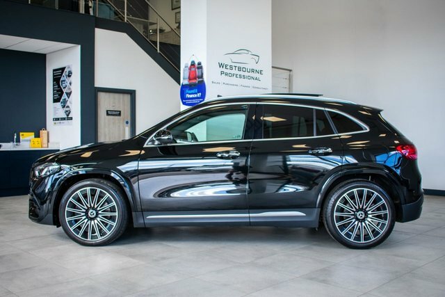 Mercedes-Benz GLA Class Amg Line Black #8