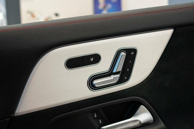 Mercedes-Benz GLA Class Amg Line Black #26