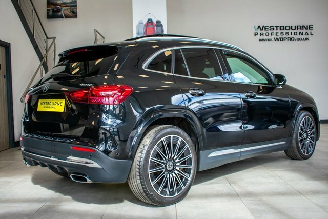 Mercedes-Benz GLA Class 2.0 Gla220d Amg Line Premium Plus Suv Black #4
