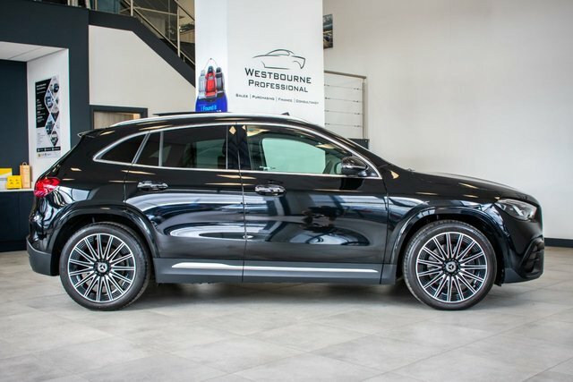 Mercedes-Benz GLA Class 2.0 Gla220d Amg Line Premium Plus Suv Black #3