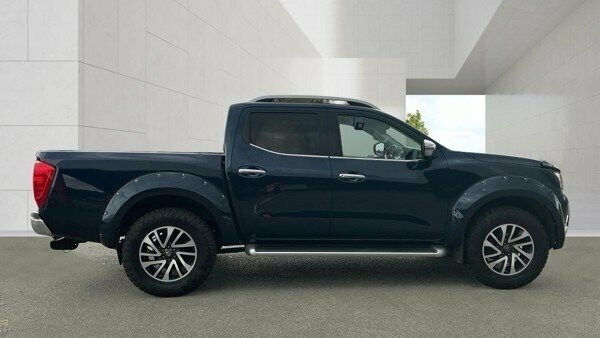 Nissan Navara 2.3 Dci Tekna Pickup Double Cab Blue #4
