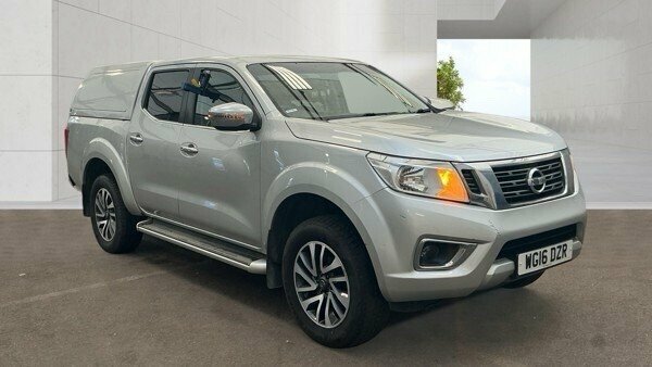 Nissan Navara White #1