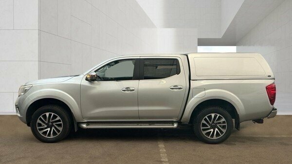 Nissan Navara White #6