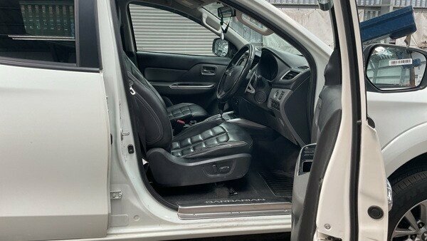 Mitsubishi L200 L200 Warrior Double Cab Di-d Grey #9