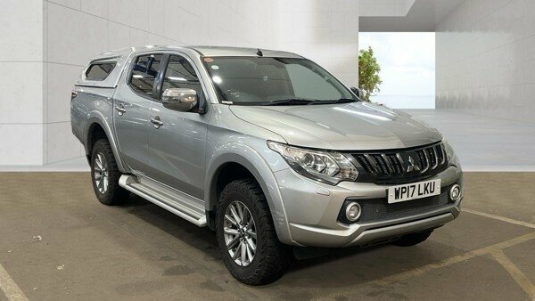 Mitsubishi L200 2.4 Di-d Dc Barbarian Pickup Double Cab Silver