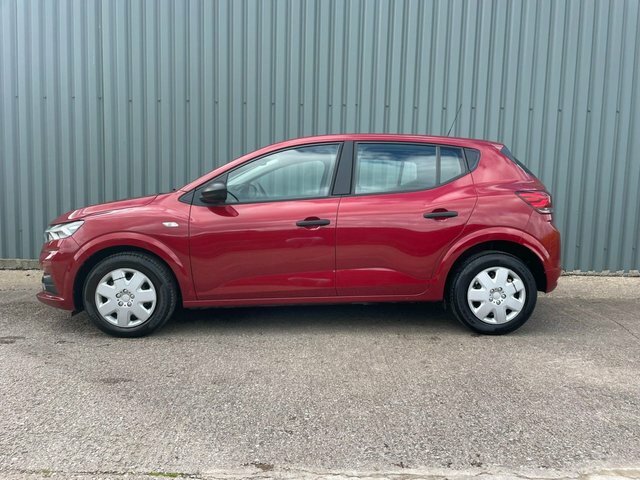 Dacia Sandero 2021 1.0 Tce Essential Hatchback Red #4