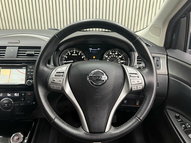 Nissan Pulsar 1.2 Dig-t Tekna Xtronic Silver #8