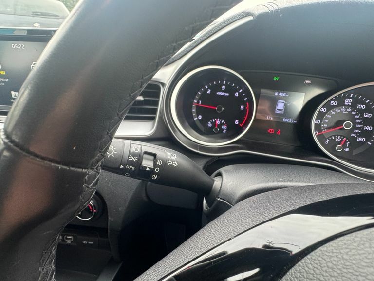 Kia Ceed 1.0T Gdi Isg 3 White #27