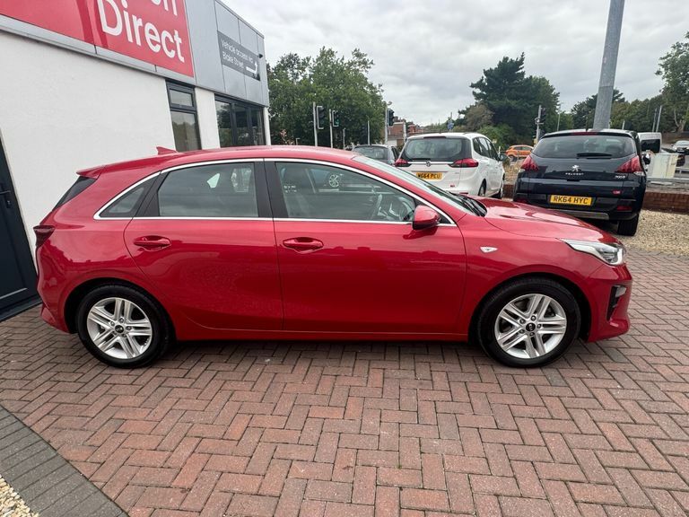 Kia Ceed 1.0T Gdi Isg 3 White #8