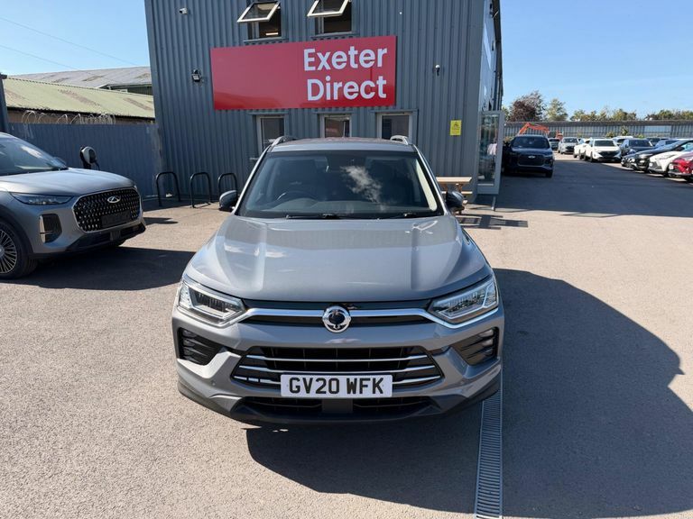 SsangYong Korando Ultimate White #15