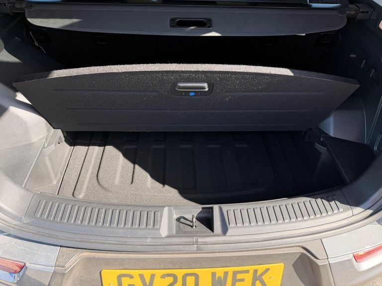 SsangYong Korando Ultimate White #8