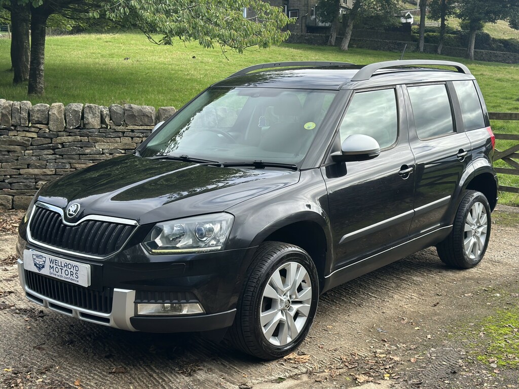 Skoda Yeti 2.0 Tdi Elegance Black #4