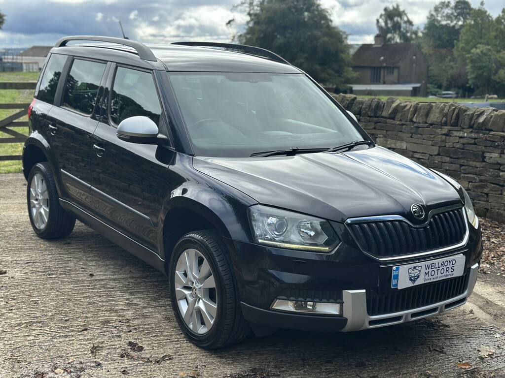 Skoda Yeti 2.0 Tdi Elegance Black #2
