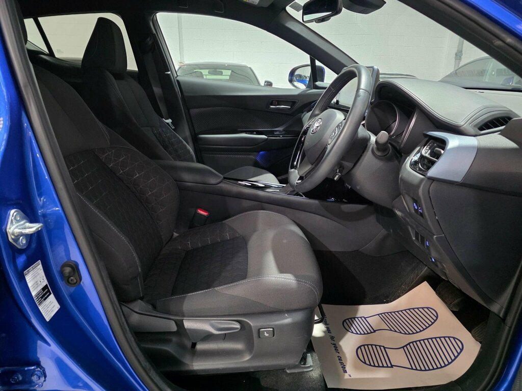 Toyota C-Hr 1.8 Vvt-h Design Cvt Euro 6 Ss Blue #5