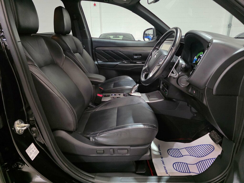 Mitsubishi Outlander 2.4H Twinmotor 13.8Kwh Dynamic Cvt 4Wd Euro 6 Ss Black #5