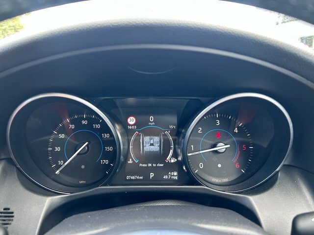 Jaguar XF Saloon 3.0 Black #12