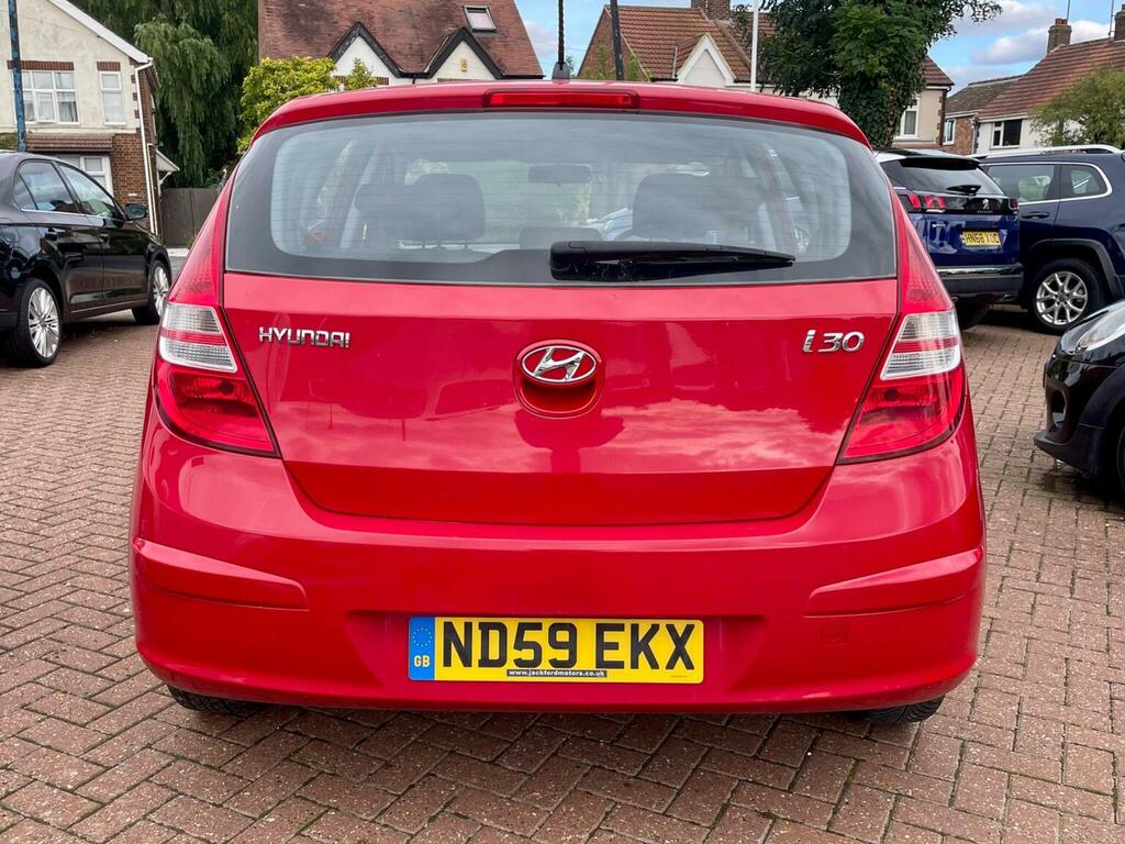Hyundai I30 1.4 Comfort Euro 4 Red #5