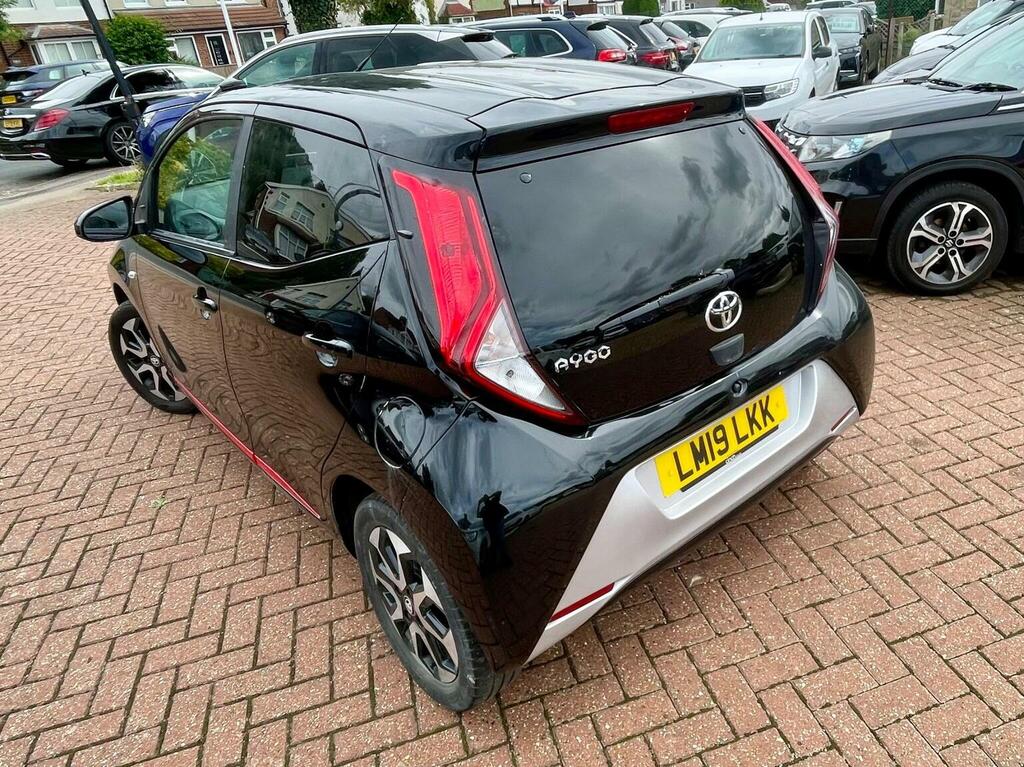 Toyota Aygo 1.0 Vvt-i X-trend Euro 6 Black #2