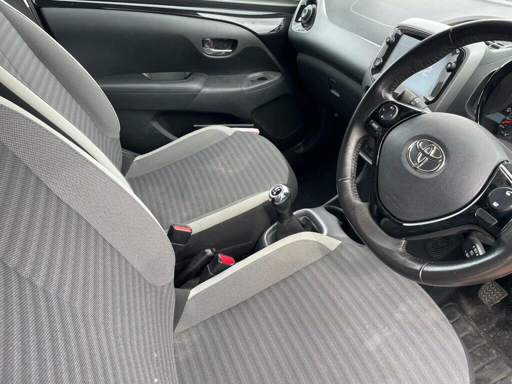 Toyota Aygo 1.0 Vvt-i X-trend Euro 6 Black #3