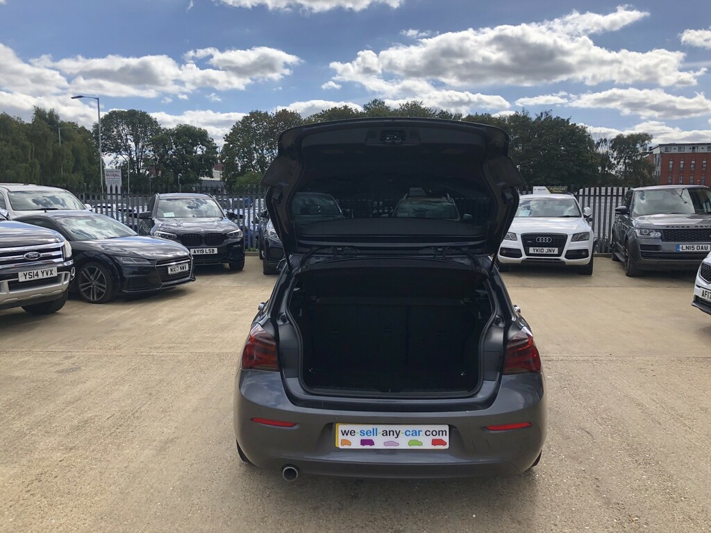 BMW 1 Series 1.5 116D Ed Plus 5-Door Grey #4